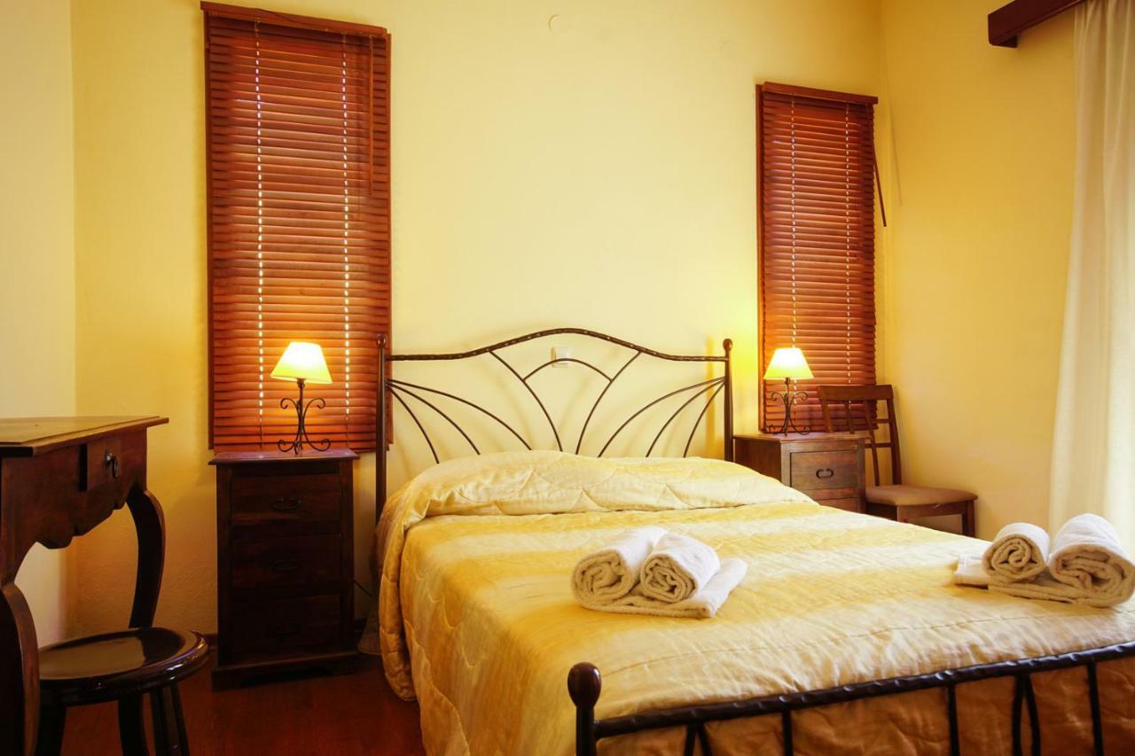 Molivos Sunset Apartments ميثيمْنا المظهر الخارجي الصورة