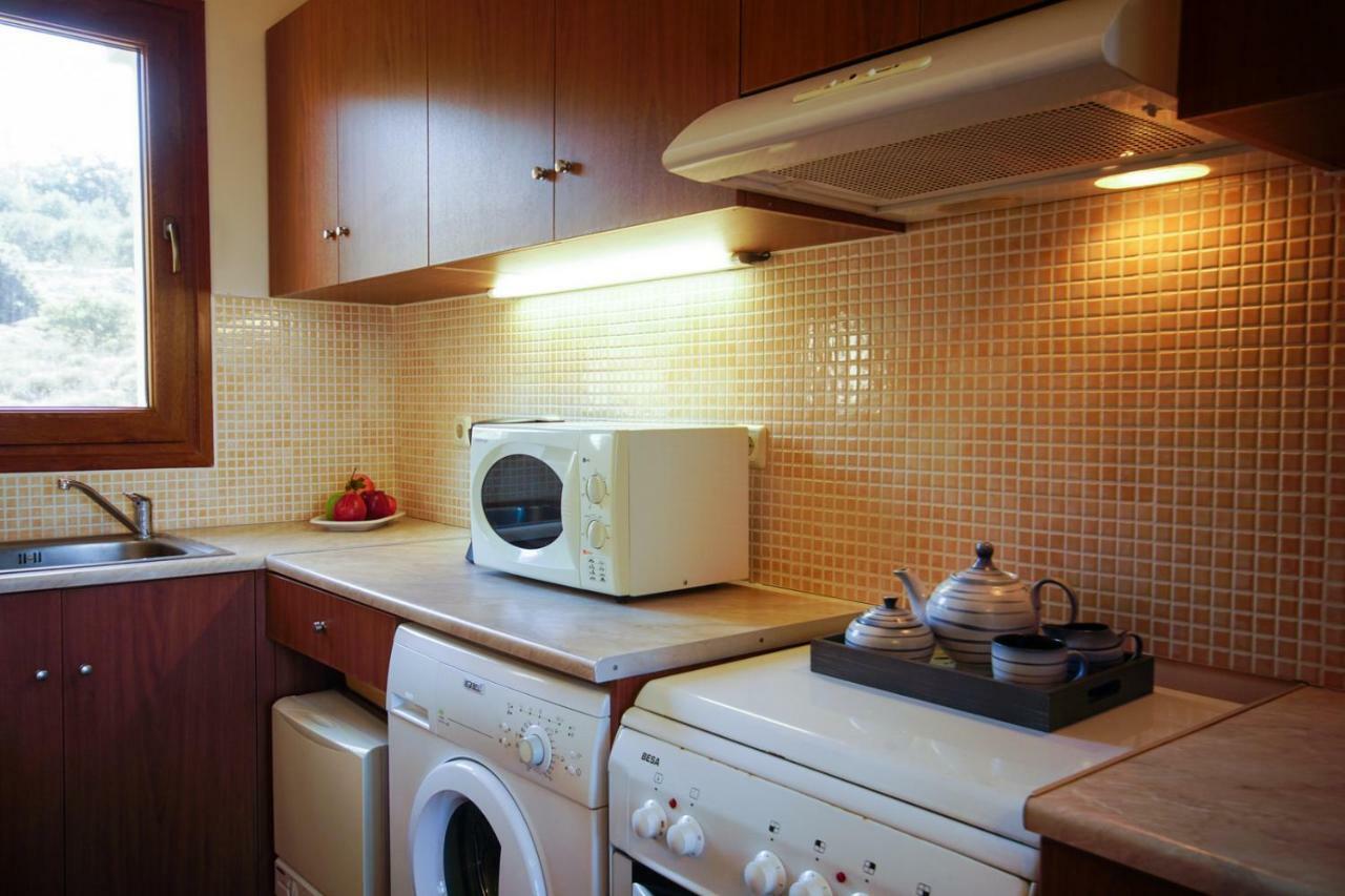 Molivos Sunset Apartments ميثيمْنا المظهر الخارجي الصورة